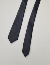 Last inn bildet i Galleri-visningsprogrammet, Slips